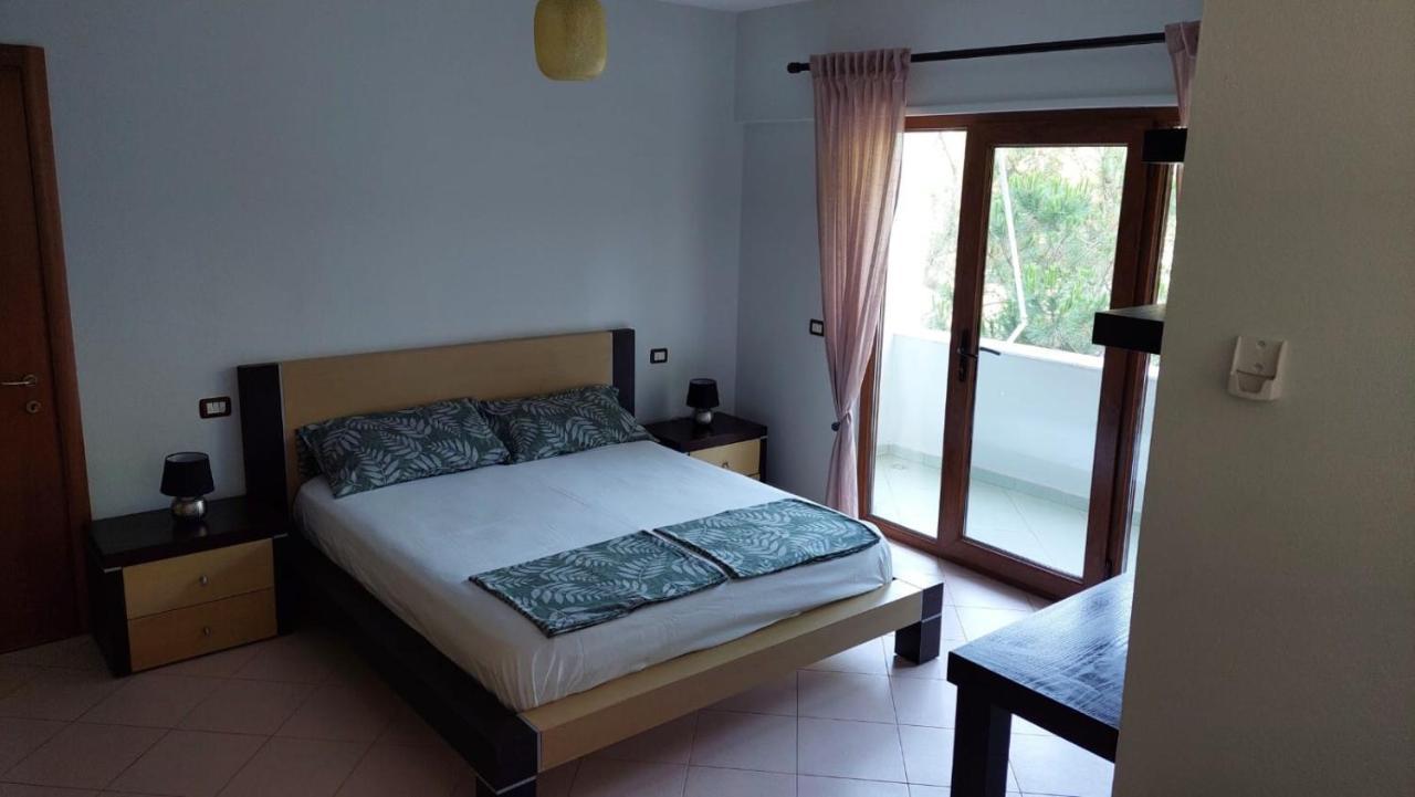 Family Beach 100 Square Metres Apartment Голем Экстерьер фото