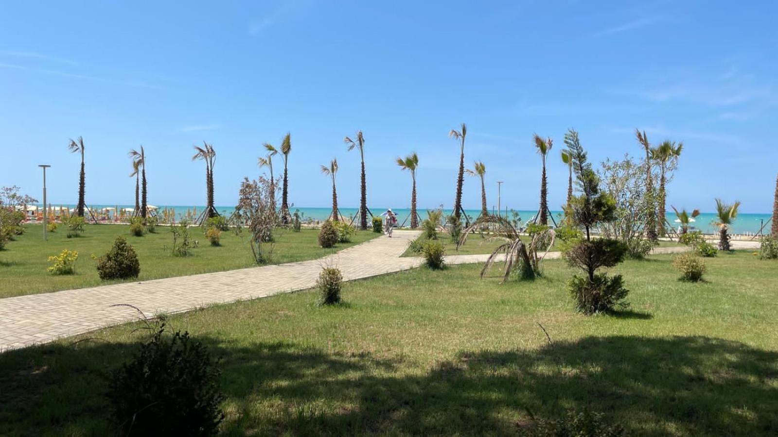 Family Beach 100 Square Metres Apartment Голем Экстерьер фото